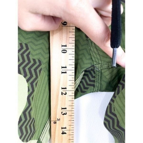 The Mad Huey’s Green Camouflage Board Shorts / Swim Trunks with Yellow Stripe Si - Picture 10 of 12